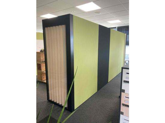 Green soundproofing walls with U-glazing