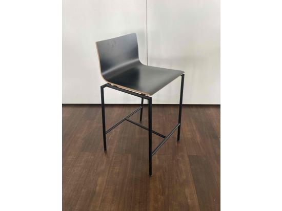 Black low hocker