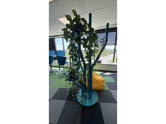 Plant stand blue