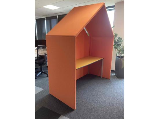 Acoustic booth orange small