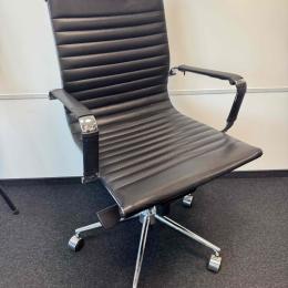 Conference chair black