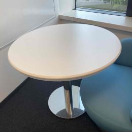 White round low table ⌀ 80 cm